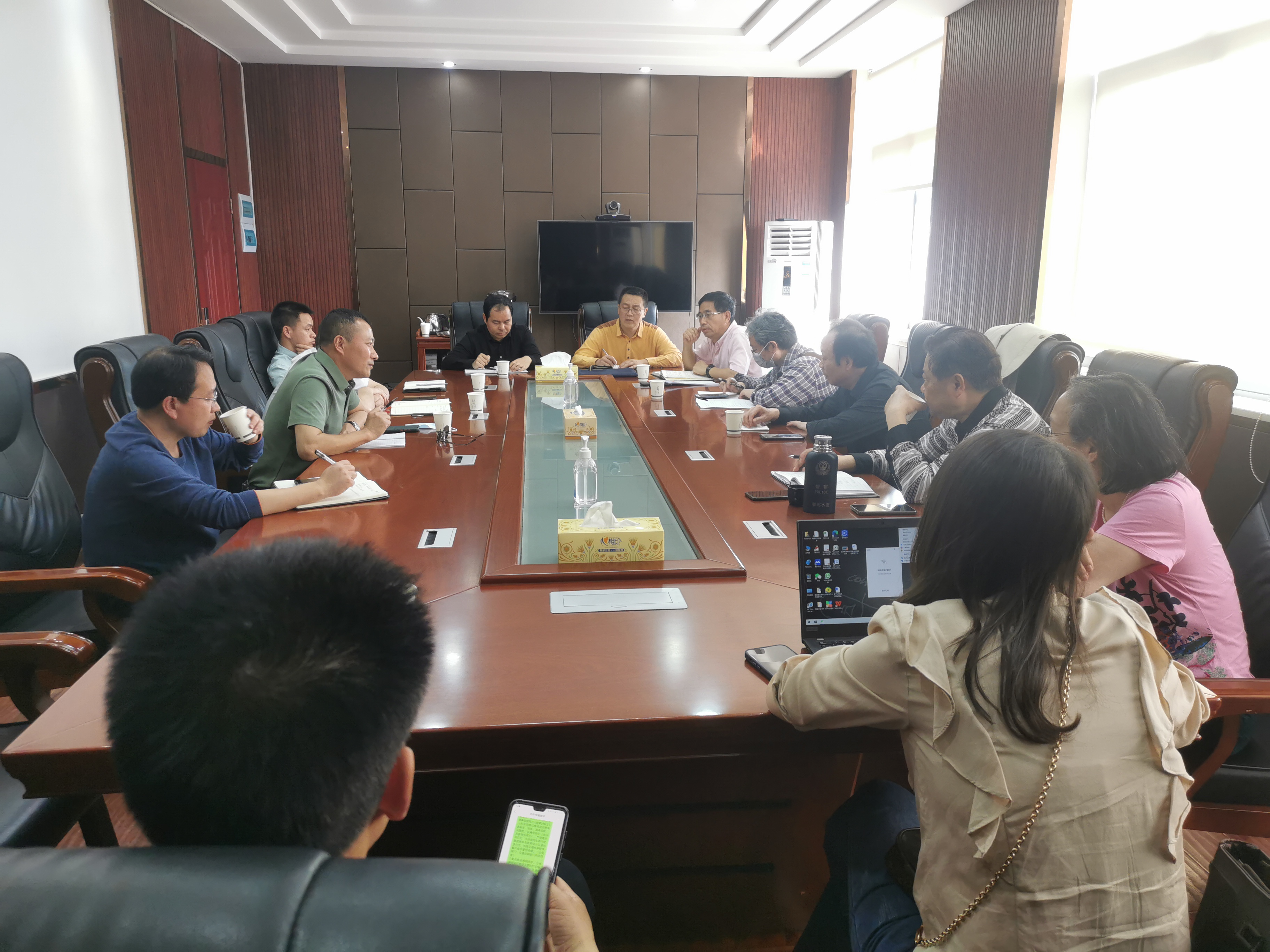 公路安全设施提升服务  学会在行动